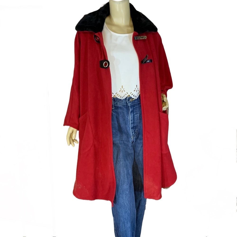 LE MODA RED FLEECE W/BLACK FAUX FUR COLLAR PONCHO (OSFM) - Picture 4 of 13